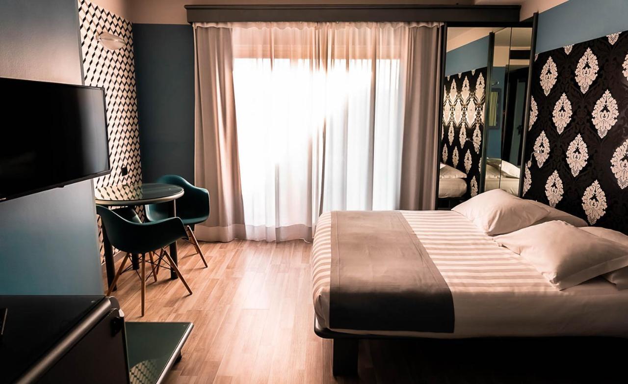 Business Hotel Casale Monferrato Luaran gambar