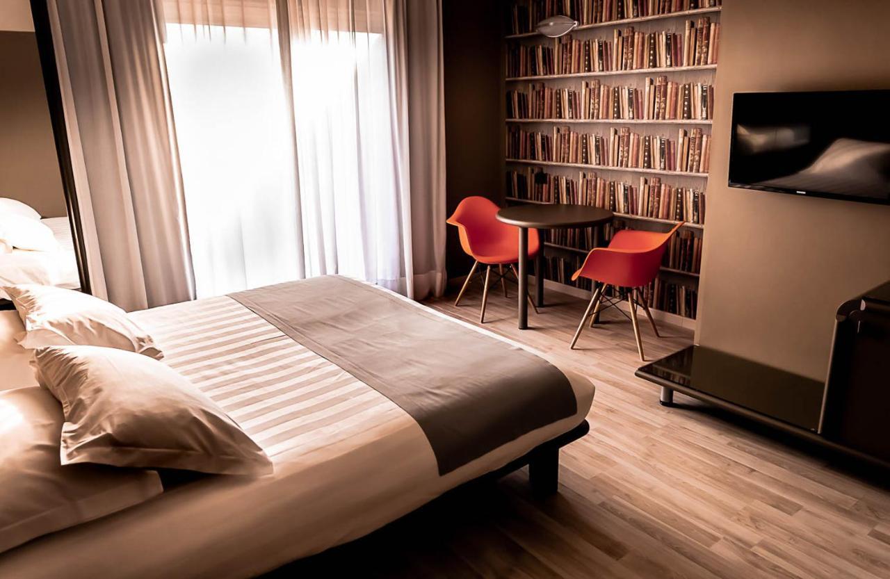 Business Hotel Casale Monferrato Luaran gambar