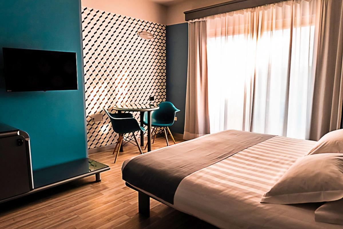 Business Hotel Casale Monferrato Luaran gambar